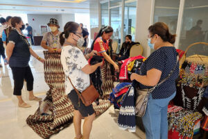 Yakap Katutubo: Showcasing Philippine culture bearer artisans 