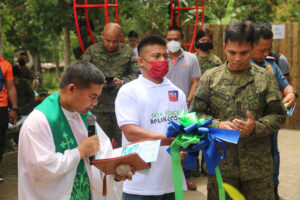 Franck Rosete Anlag-Ani Tapukanan: A Livelihood Arcade for the Former Rebels.