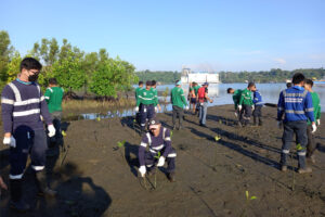 AboitizPower Oil BU subsidiaries team up for International Coastal Cleanup Day