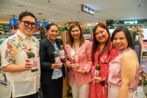 Launch of Naturals by Watsons Prestige Line at Watsons North Edsa, The Block. (L-R) Jared De Guzman, Watsons Customer Director_ Janice Leabriz, Watsons NEDSA Store Manager_ Gina Ibay, Area Operations Manager_ K (1)