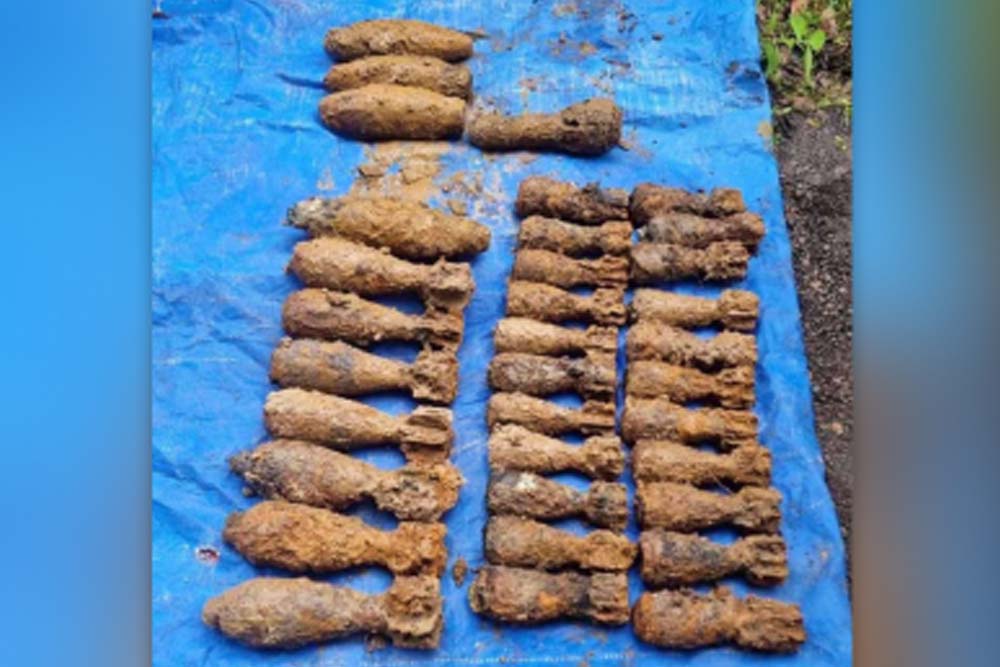 Construction workers unearth 33 explosives in NoCot town