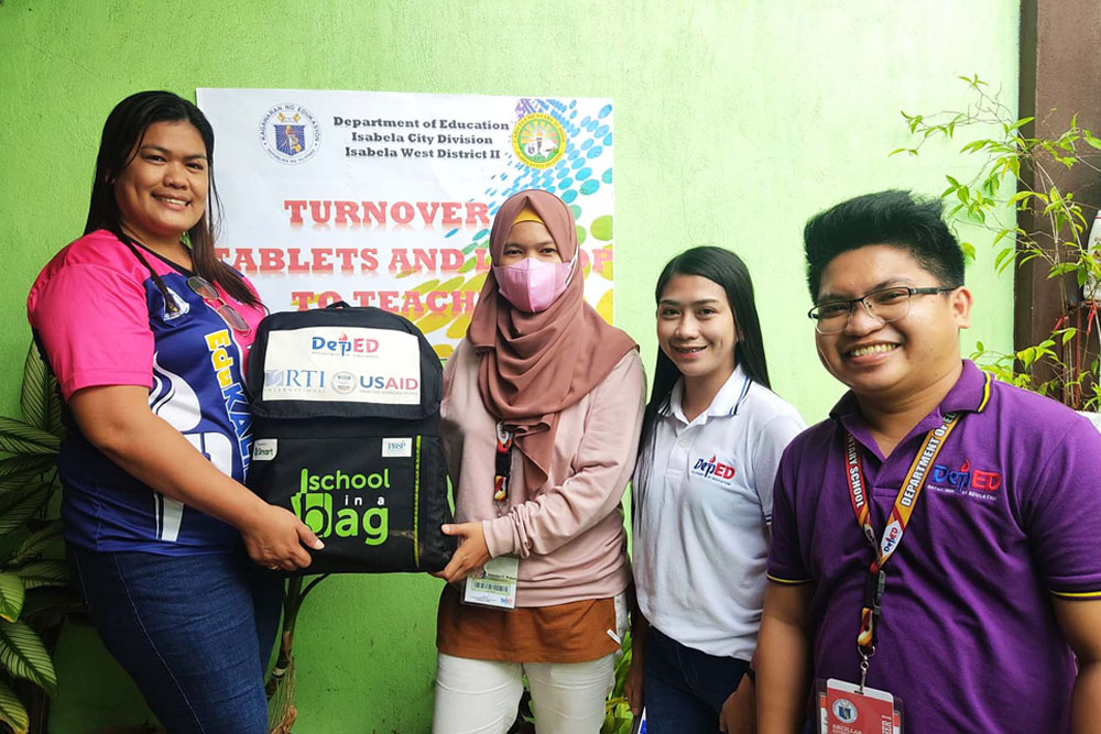 Smart’s School-in-a-Bag brings hope to Basilan IP schools