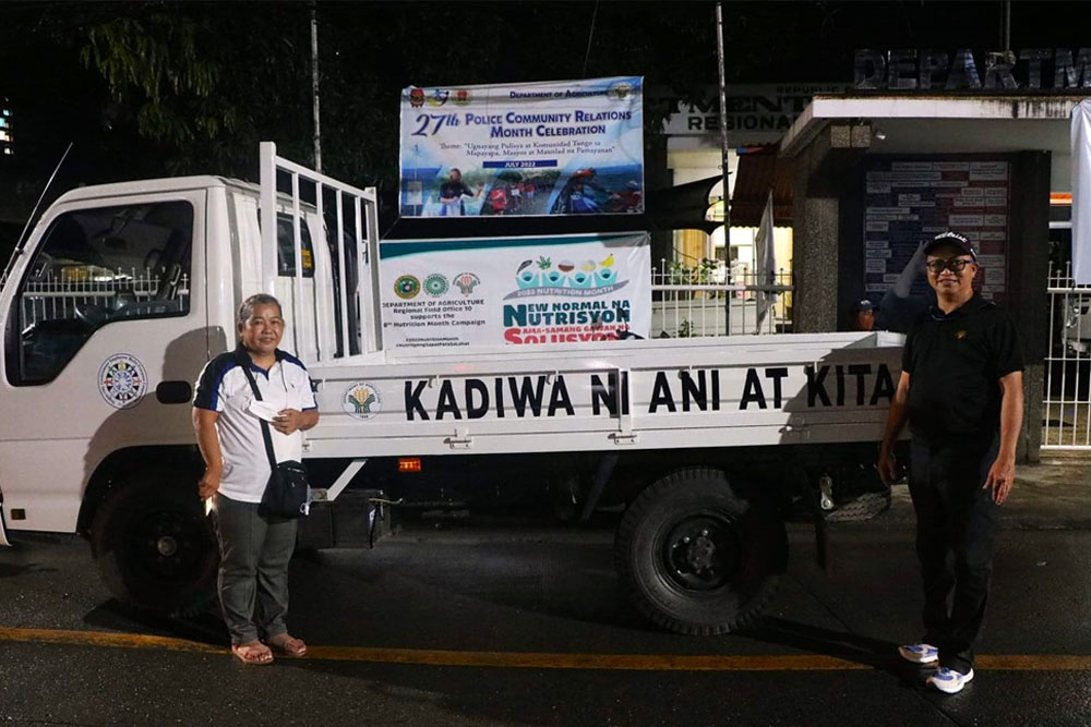 Iligan LGU employees’ coop gets hauling truck from DA NorMin