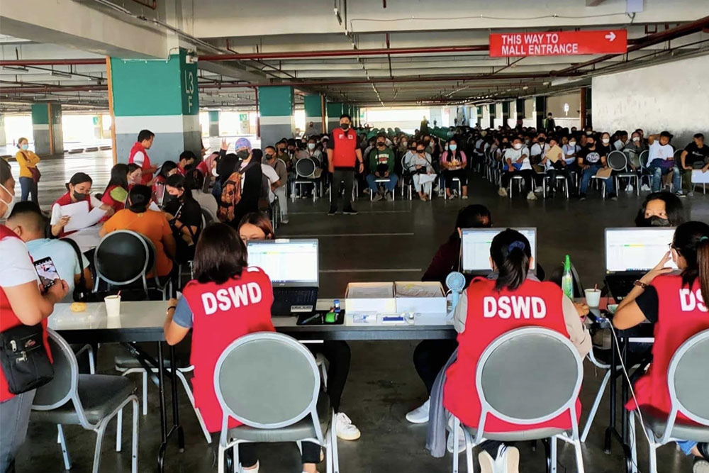 Thousands of NorMin studes yet to receive cash aid from DSWD-10