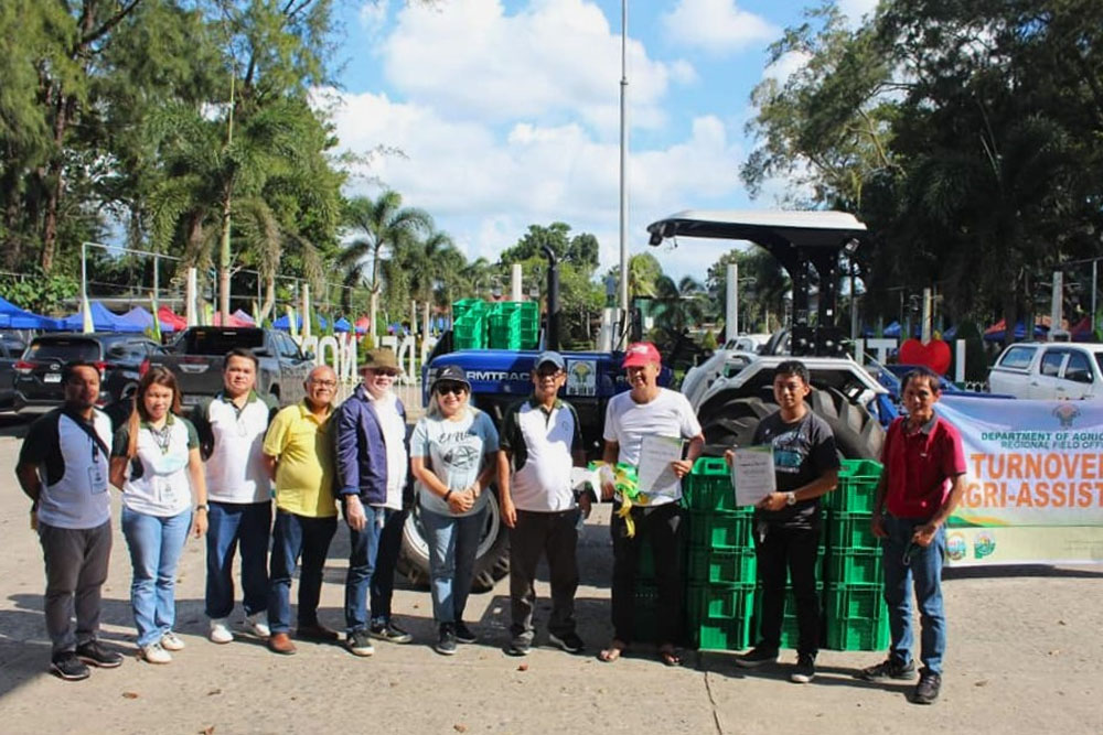 DA-10 harmonizes agri programs with Lanao Norte PLGU, turns over aid