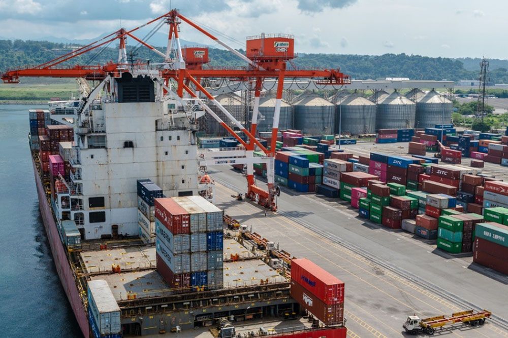 ICTSI Subic ramps up productivity with more equipment