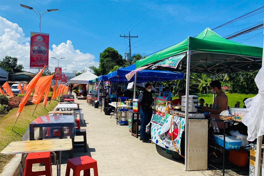 Asenso MisOcc food and trade fair showcase local products