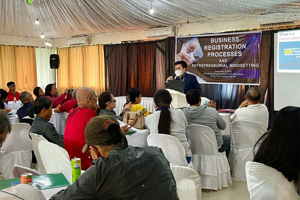 SEC CDOEO assists 80 Bislig coconut farmers for company registration