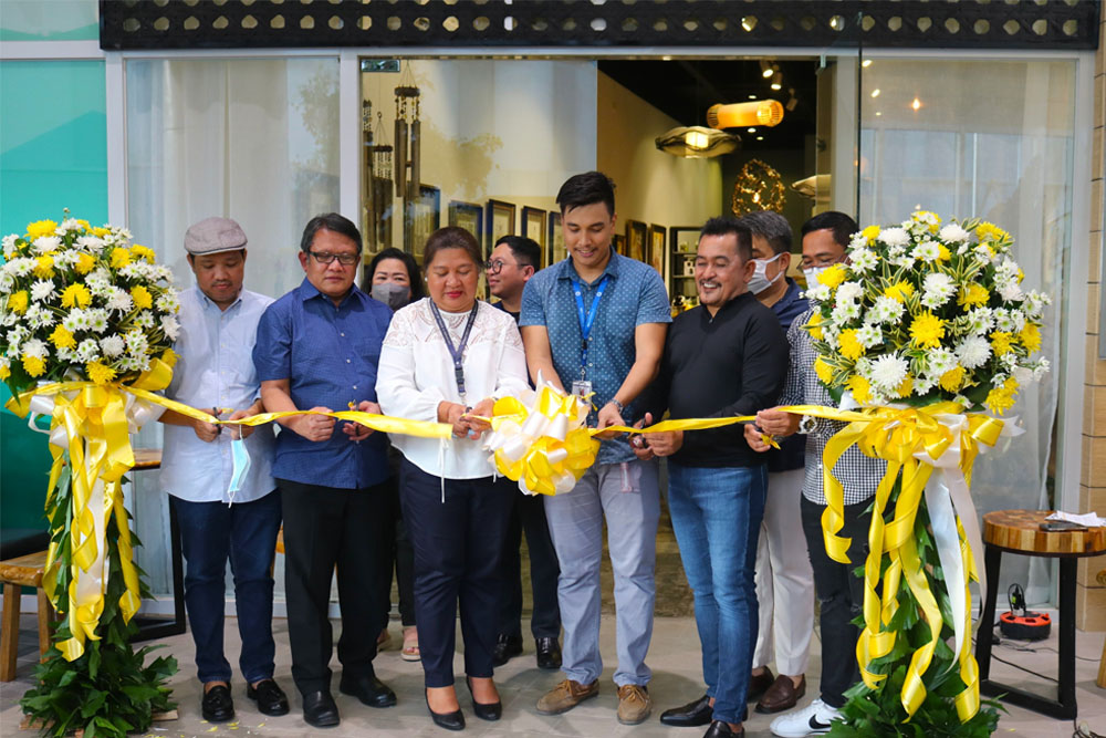 DTI, Normin local designers open Lunâ, an artisanal boutique café