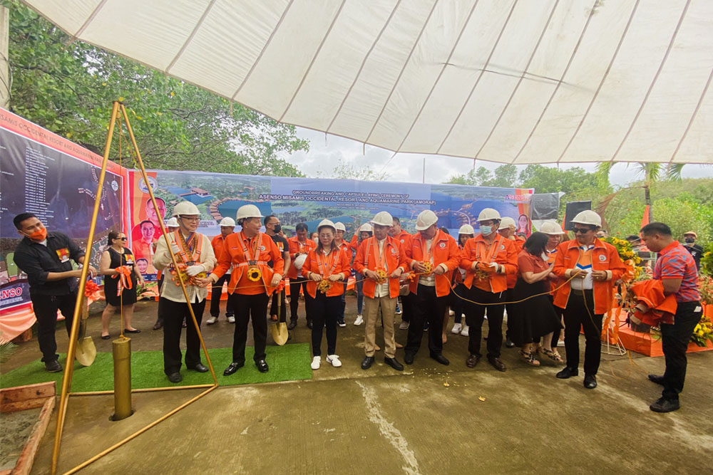 Capsule Laying of new Asenso Misamis Occidental Resort and Aquamarine Park (AMORAP) in Barangay Libertad Bajo, Sinacaban, Misamis Occidental on November 30. (SMRN | PIA-10 | Misamis Occidental)