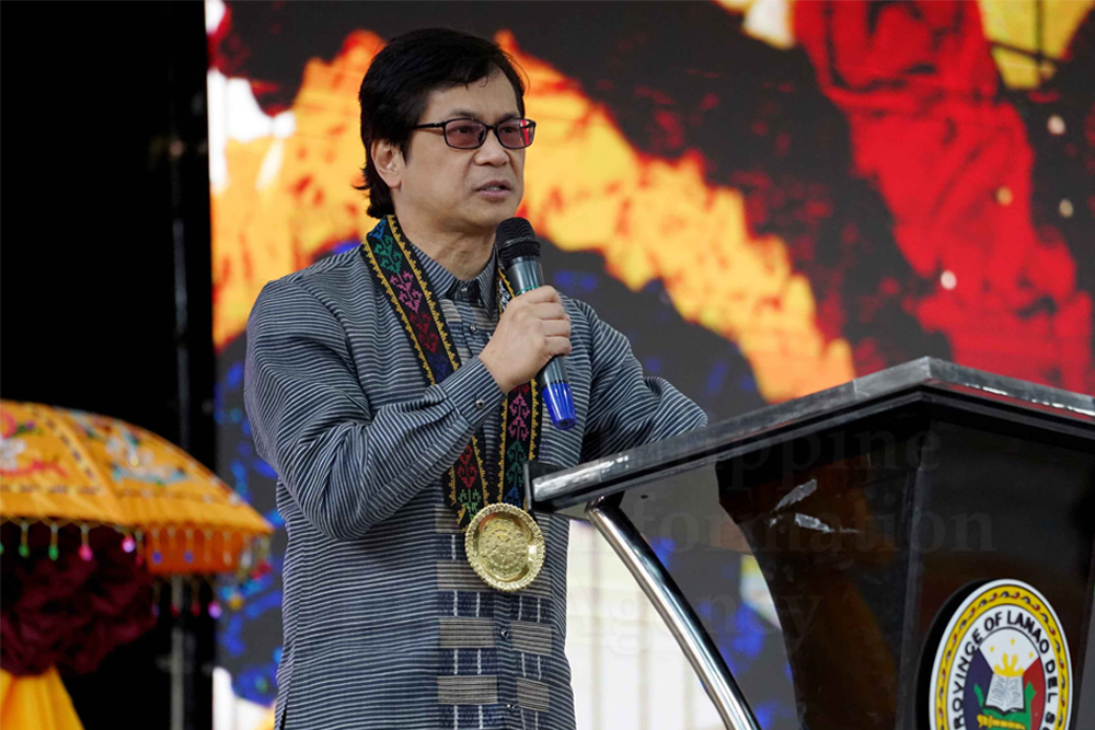 DILG Sec. Abalos lauds Adiong's BOMBIT program