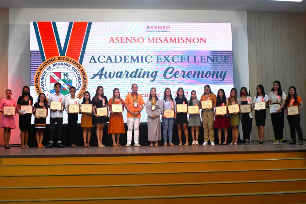 MisOcc LGU awards 493 outstanding Misamisnon students