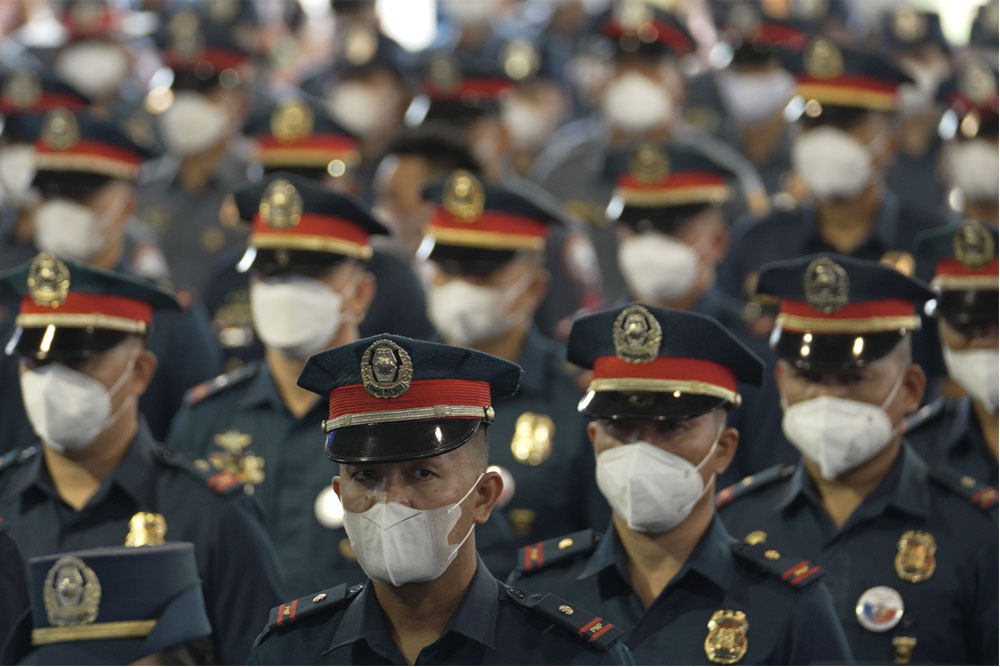 Fate of 21 PNP-10 top brass in limbo