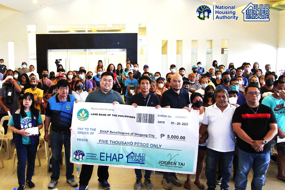 NHA-10 releases P4.935M EHAP aid to flood victims in Gingoog