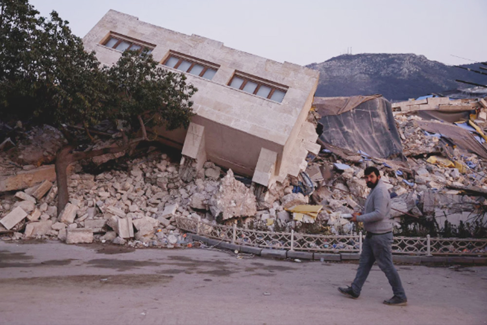Death toll from earthquakes in Türkiye rises to 43,556