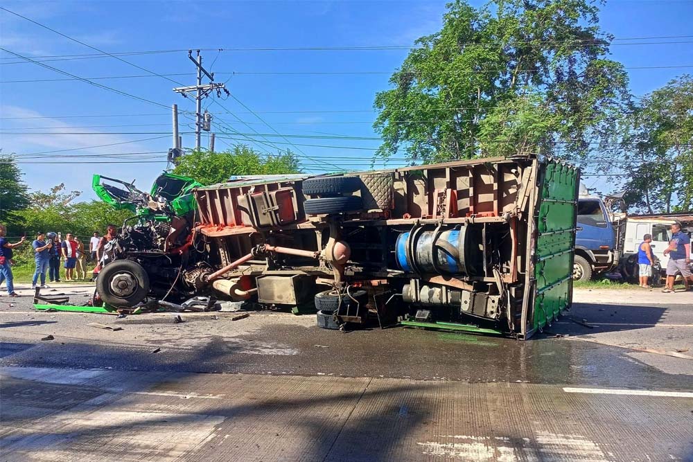 7 cops, 1 other killed in MisOr crash