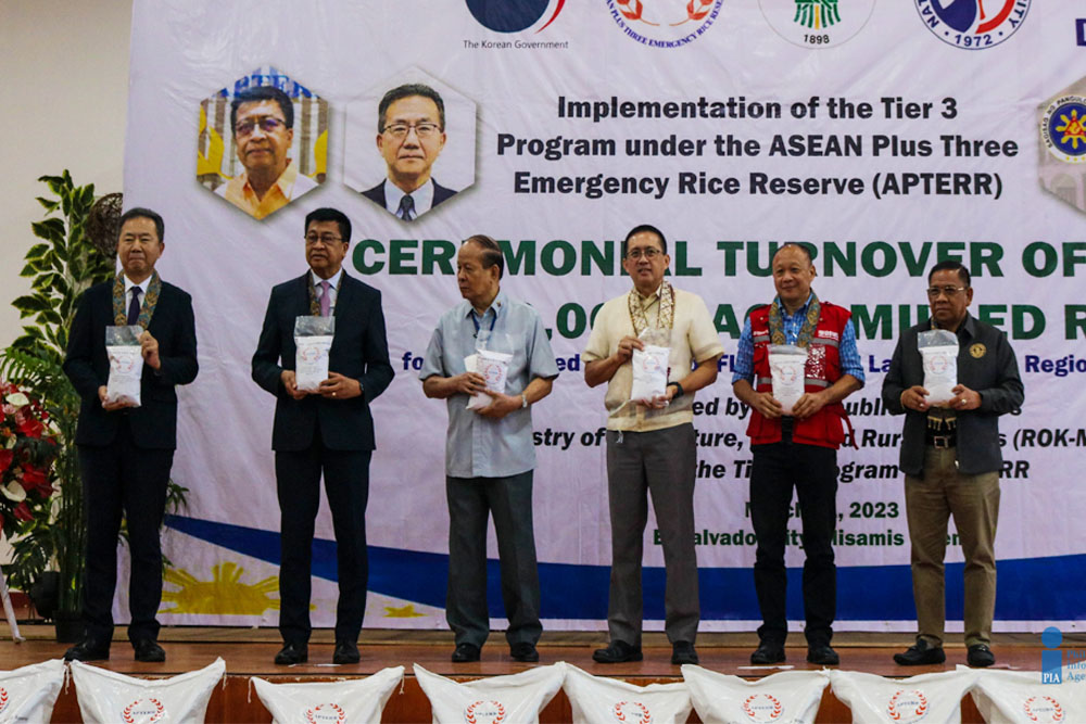 DSWD scores 10k rice bags from Korean gov't