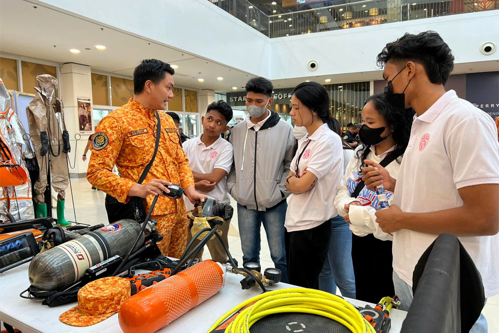 BFP-10 holds fire prevention month 2023 mall show, exhibit