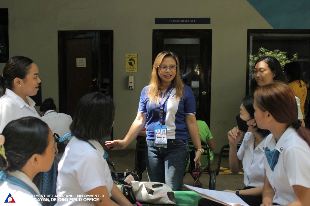 Oro job fair gives new opportunities to fresh grads