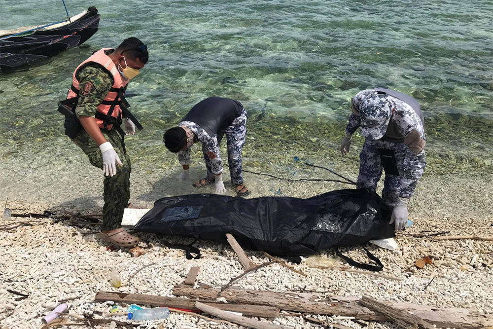 Coast Guard recovers another Basilan ferry fire victim’s body