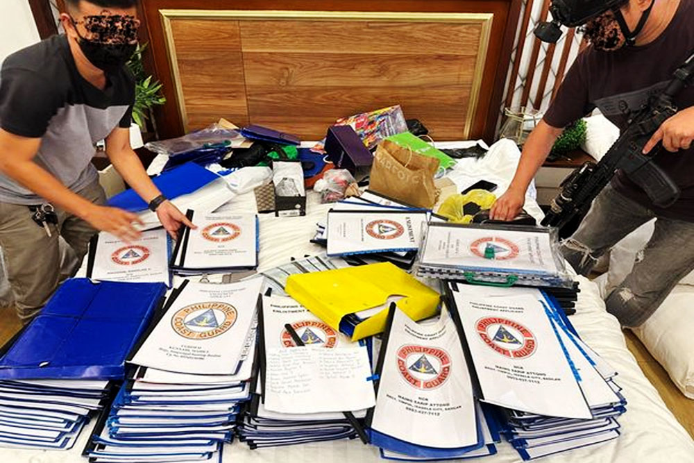 PCG, cops nab 2 illegal recruiters in Basilan