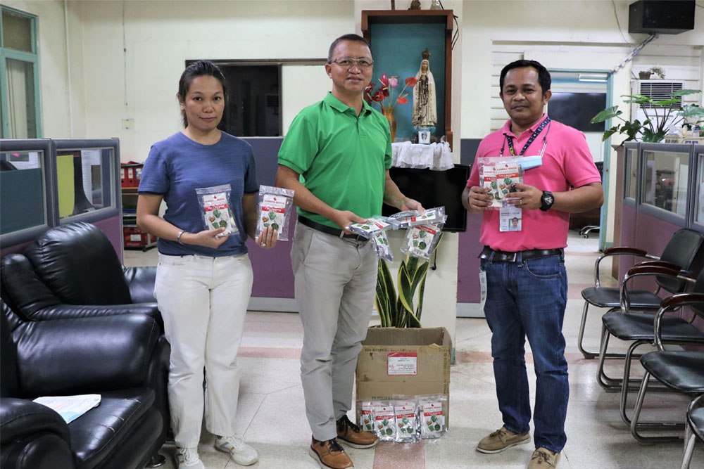 DA-10 provides veggie seeds in support of NHA’s integration program