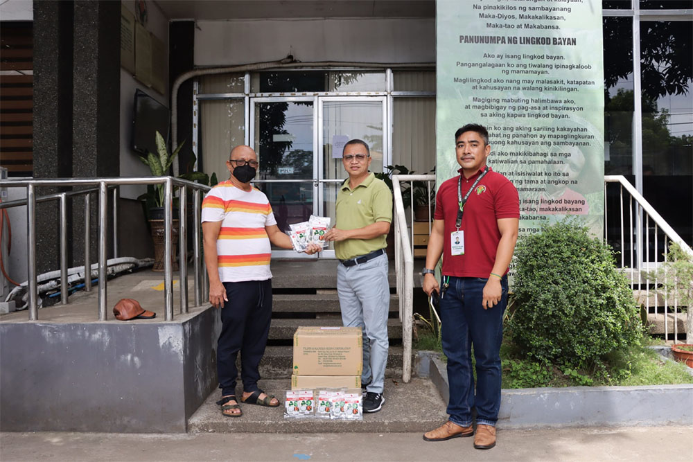 DA-10 supports Guinsiliban’s HAPAG program via veggie seeds provision