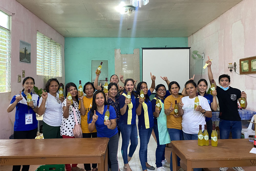 DOST upskills 15 Paglaum women in calamansi juice concentrate processing