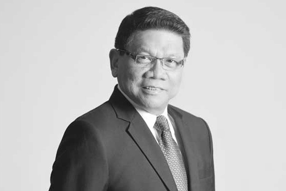 Veteran broadcaster Mike Enriquez signs off; 71