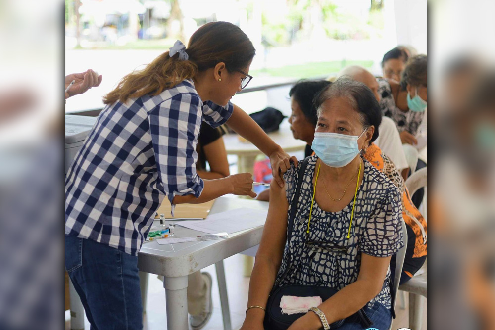 Surigao City vax drive to shield 6K seniors from pneumonia, influenza