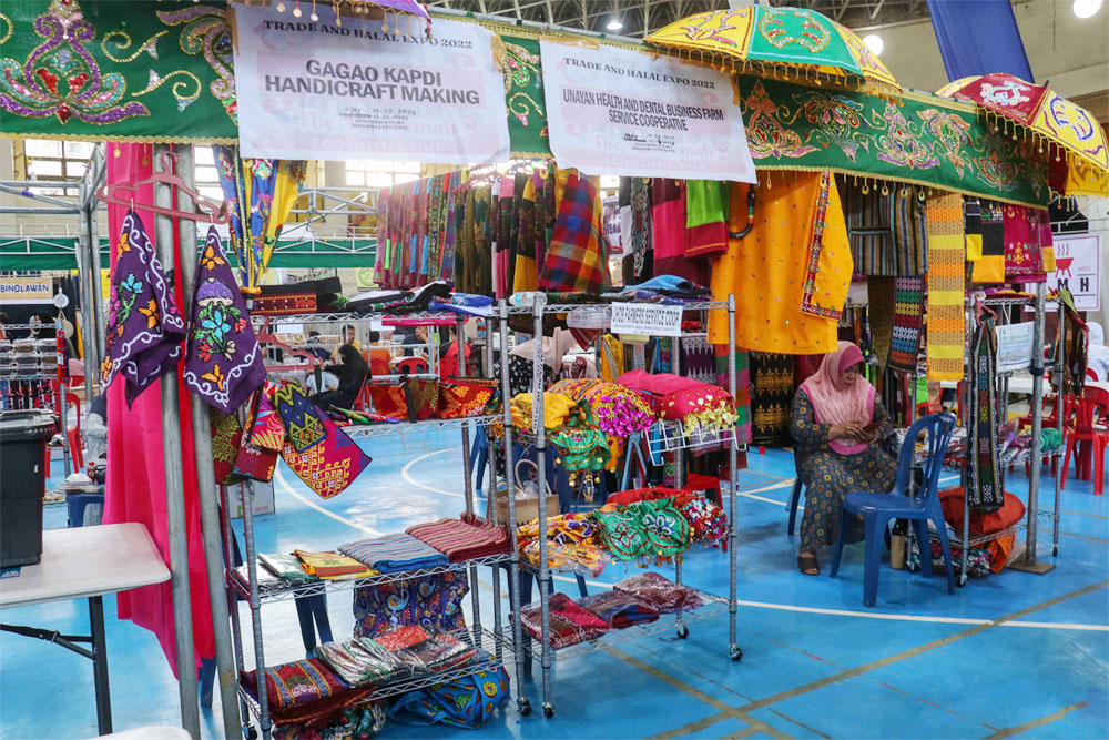 Lanao Sur boosts coops’ sales anew with trade fair, bazaar