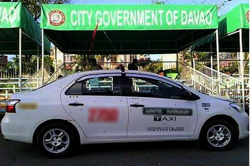 CASHLESS PAYMENT. A new fleet of taxis in Davao City will accept digital payments starting Dec. 1, 2023. The Mabuhay Taxi, one of the longest-running taxi operators in the city, will launch an initial 50 units of their black-colored taxi with QR PH, or the Philippines' QR code standard, for modern digital payments. (PNA photo by Robinson Niñal Jr.)