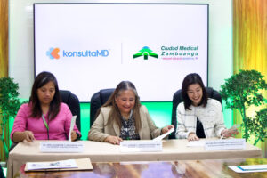 From left: April Charmaine Dalguntas, Vice President of Ciudad Medical Zamboanga; Atty. Jhihann Hairun-Natividad, President of Ciudad Medical Zamboanga; and Dr. Chelsea Elizabeth Samson, Chief Business and Medical Affairs Officer of KonsultaMD. (Supplied photo)