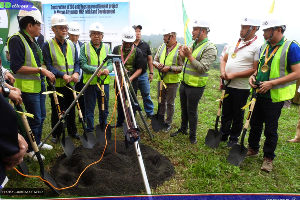 Officials from the Office of the Chief Minister’s Marawi Rehabilitation Program (MRP) and the Ministry of Human Settlements and Development (MHSD) led the groundbreaking ceremony on January 14 to construct 200 housing units for the internally displaced persons in Marawi City. (Photo courtesy of MHSD)q