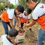 The youth of Barangay Calaran spearheaded the Barangay at Kalinisan Day Clean-up Drive in their community, based on the tradition of "Bayanihan." (DILG MisOcc)