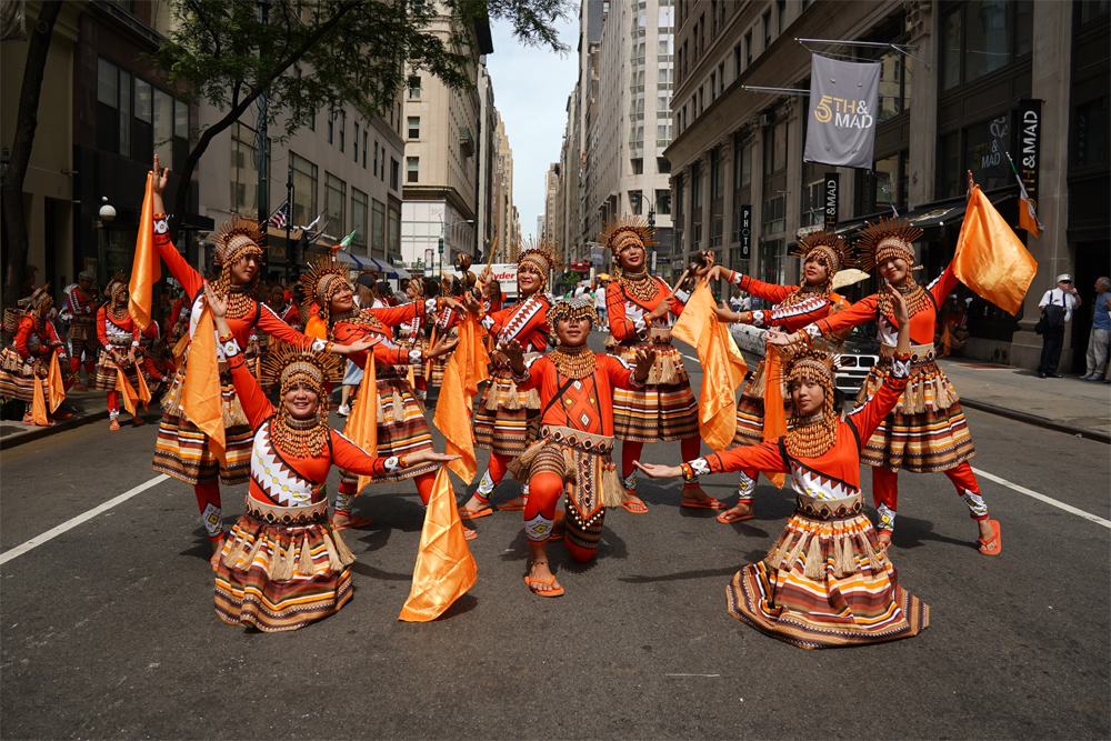 Kuyamis Festival hits New York City streets for Philippine Independence parade